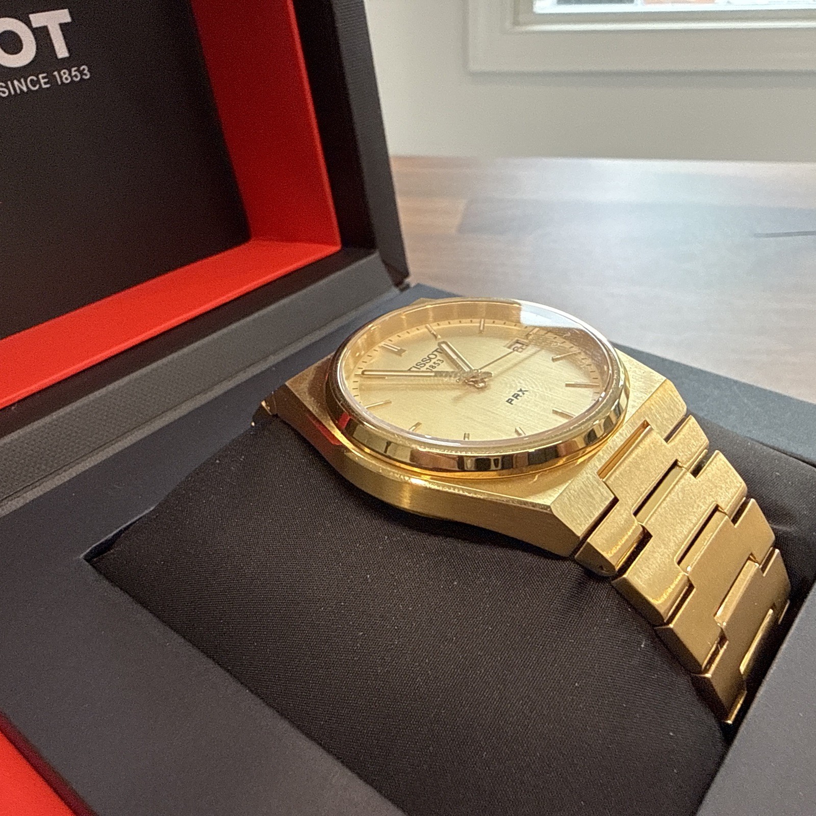 Tissot PRX/316L Classic Champagne Dial T137.410.33.021.00 Men Quartz Watch 40mm