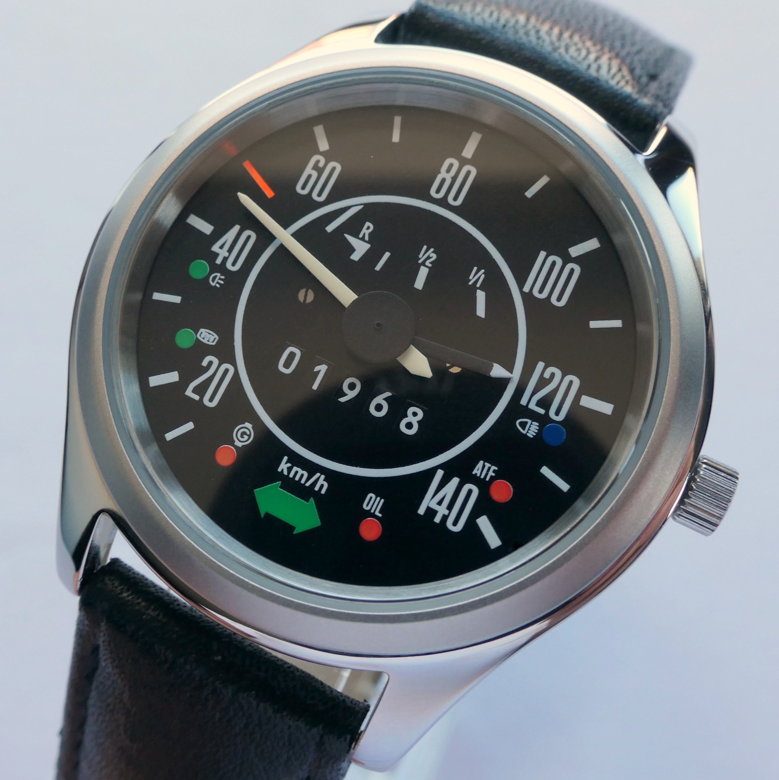 Volkswagen VW 1968 Beetle Bug Kafer Classic Speedometer Car Accessory Watch