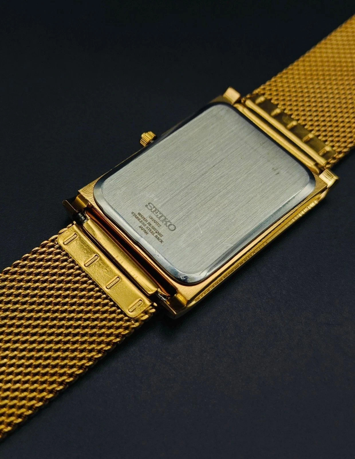 Vintage Classic Seiko Slim Quartz Men’s Golden Plated Wrist Watch
