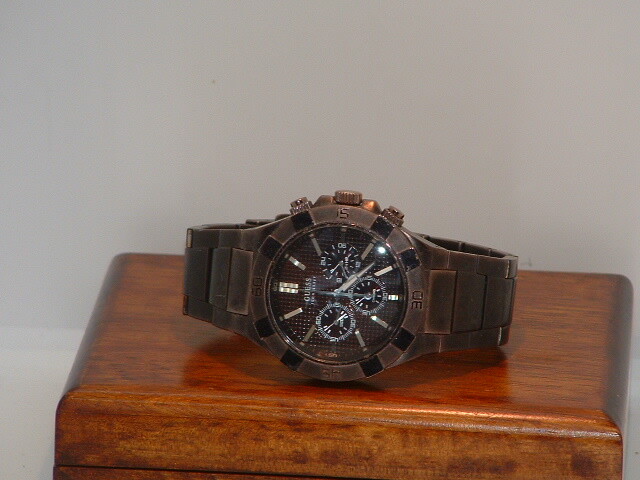 Pre-Owned Men’s Guess Chronograph Analog Watch