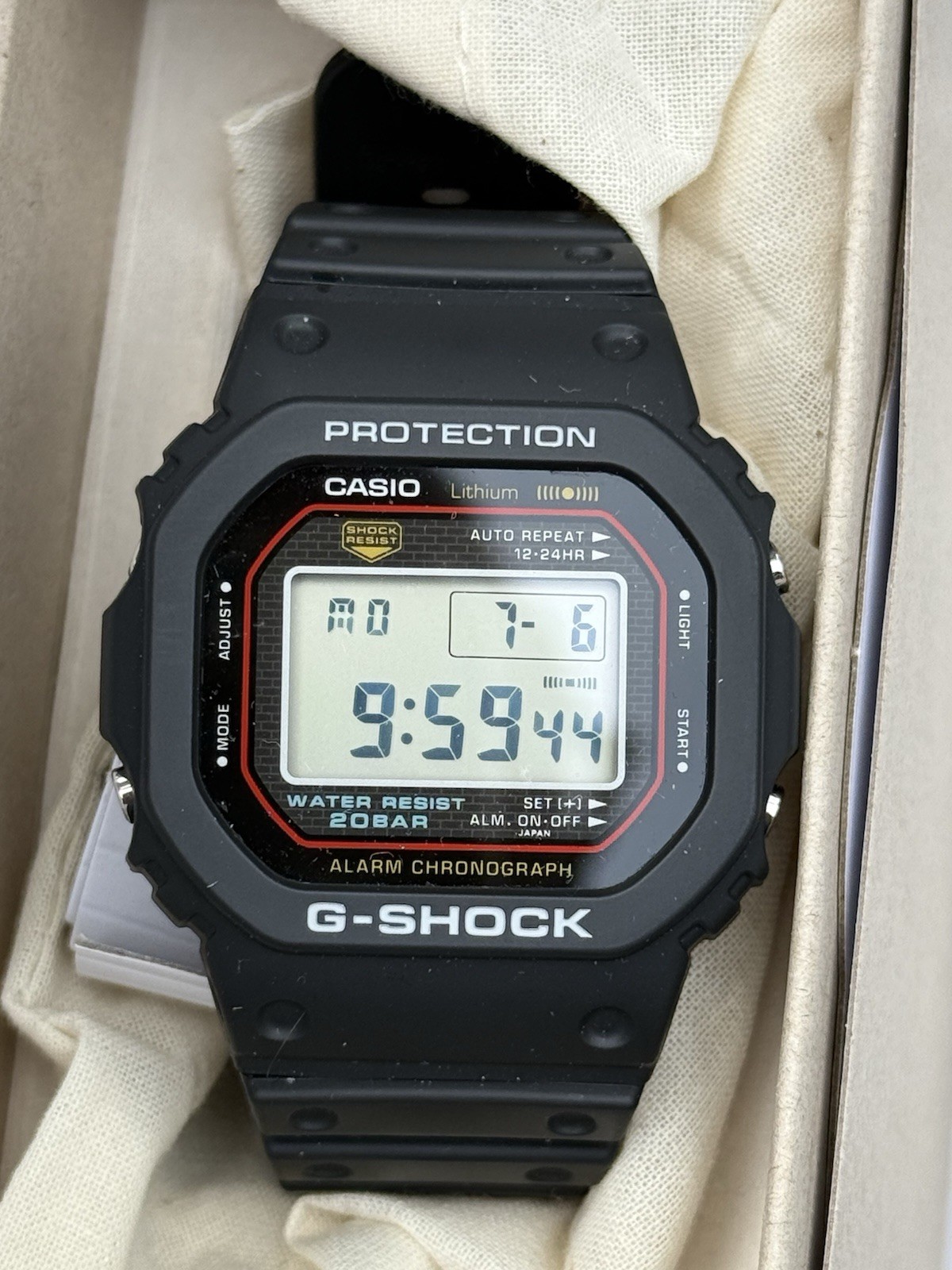 CASIO G-SHOCK DW-5000R-1AJF Origin Square Digital Reissue Classic Watch Unworn