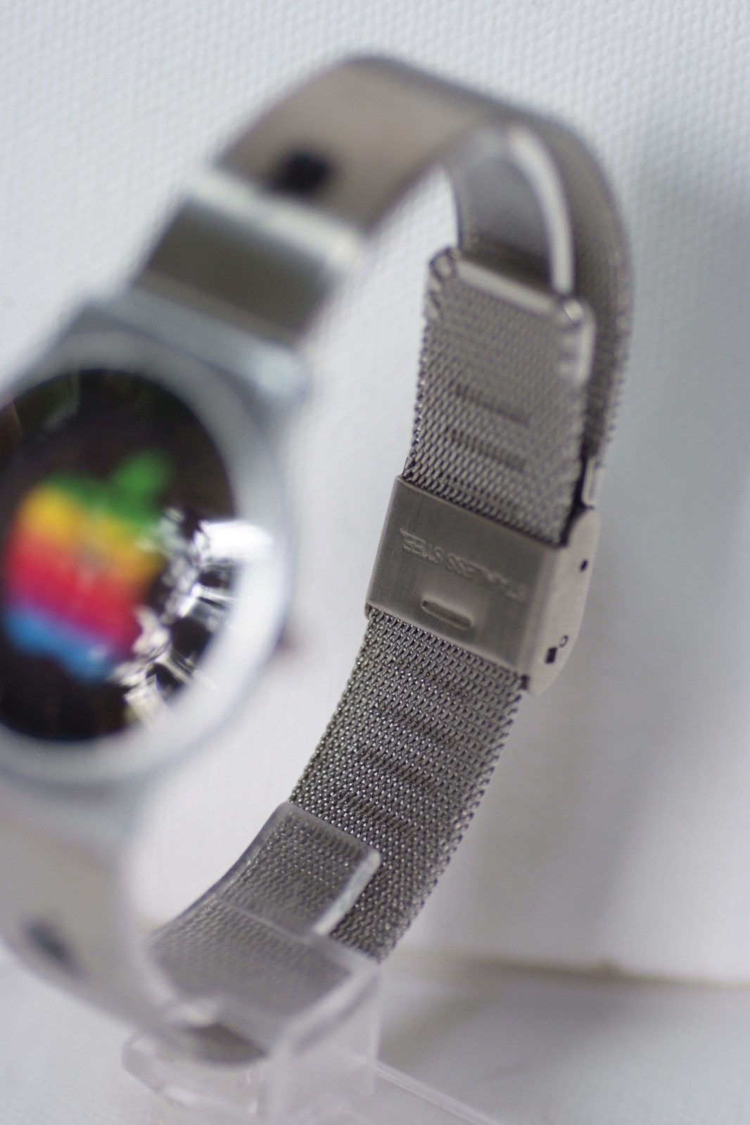 Rare Vintage Apple Stainless Steel Novelty Promo Watch Macintosh Rainbow