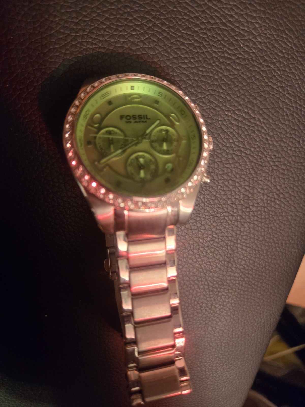Fossil Women’s Chronograph CH2563 featuring a green dial and a crystal-set bezel