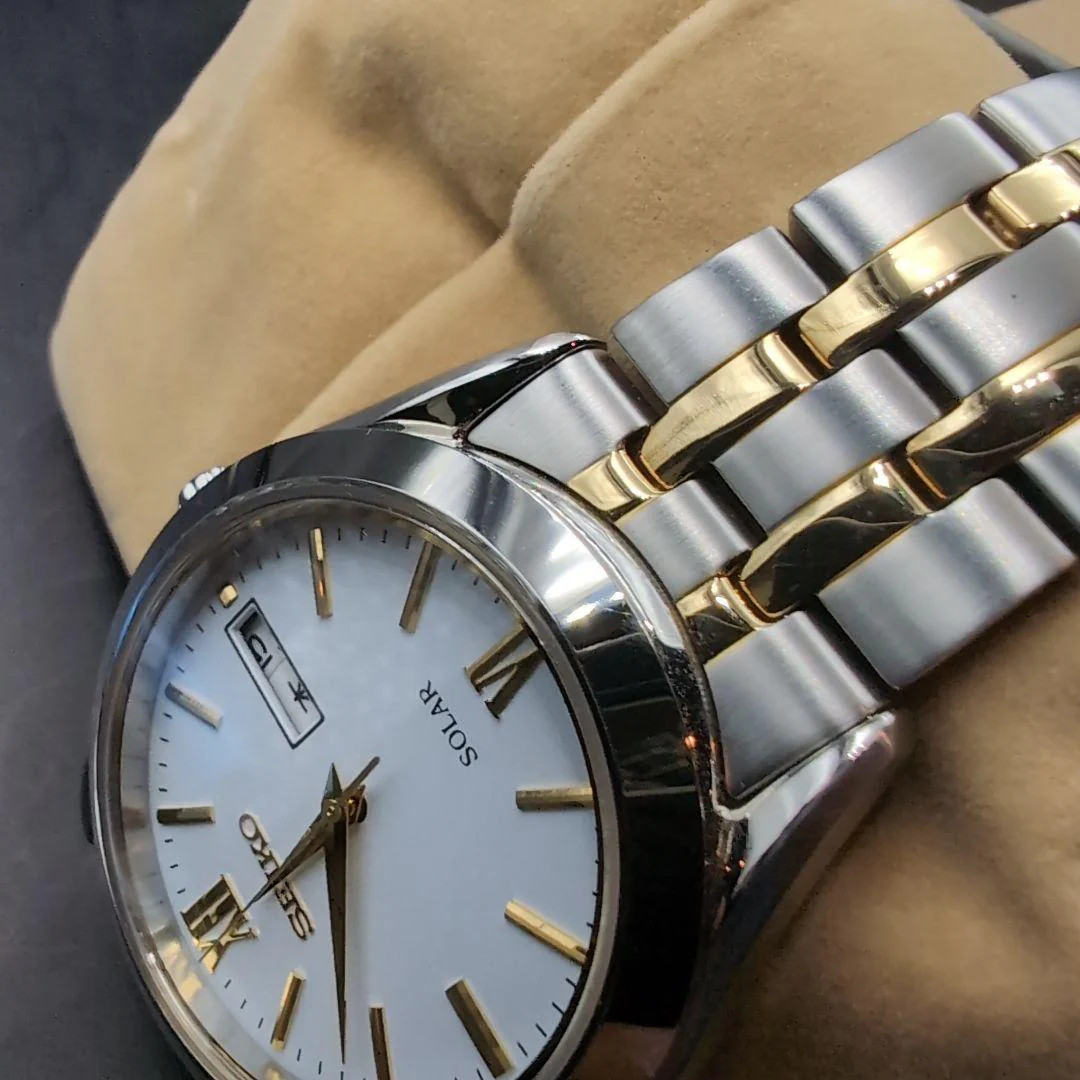 SEIKO SBPX085 V158-0BA0 Mens Solar Quartz Watch