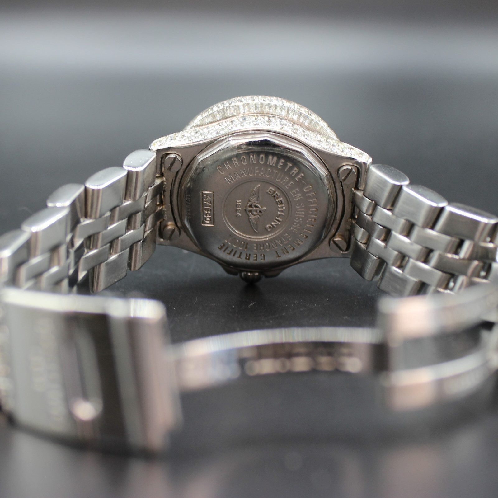 21 CARAT BUST DOWN BREITLING STARLINER WHITE MOTHER OF PEARL DIAL DIAMOND WATCH!