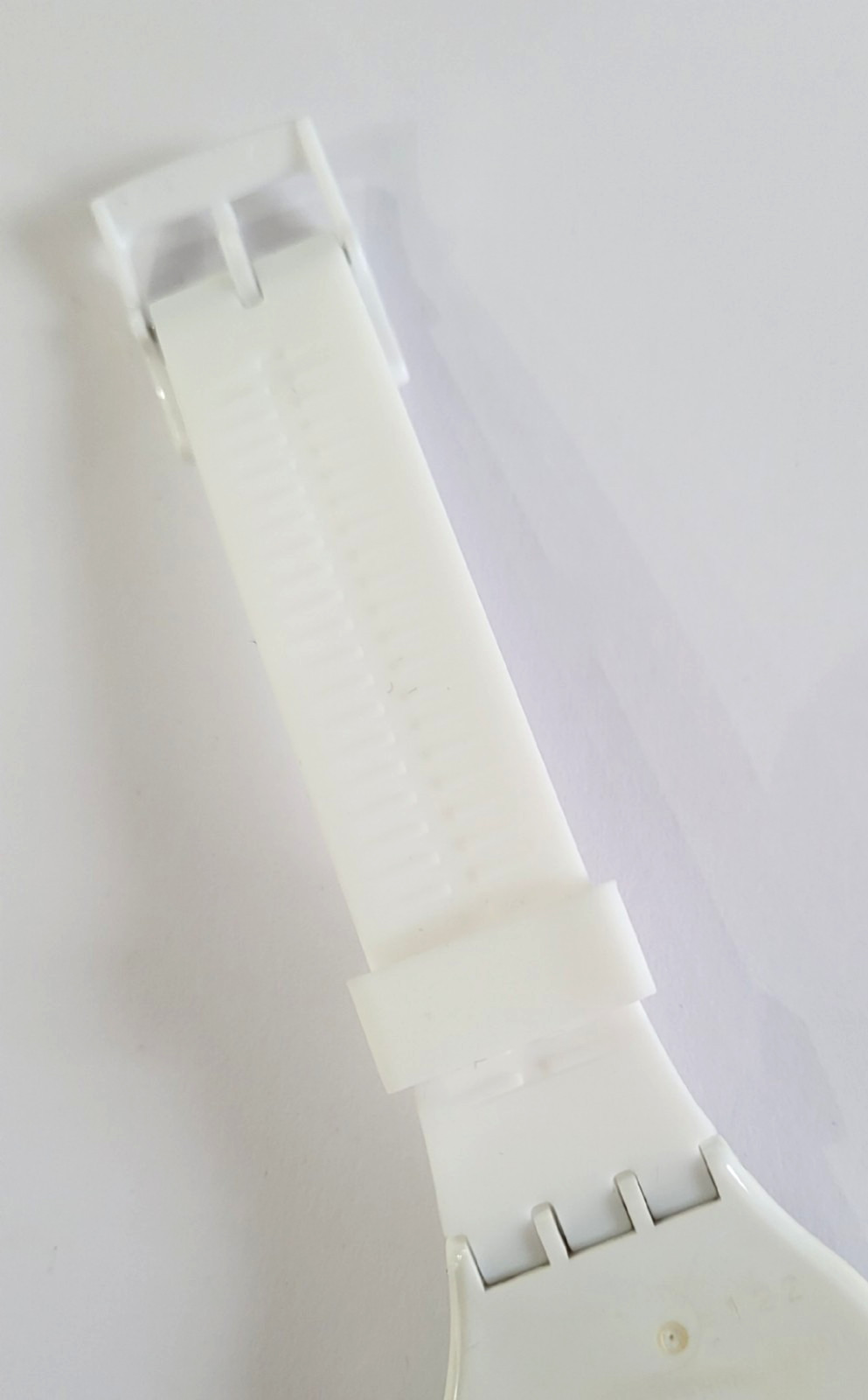 Swatch Originals: Standard Gent Watch ‘Just White’ – GW151 on New Silicone Strap