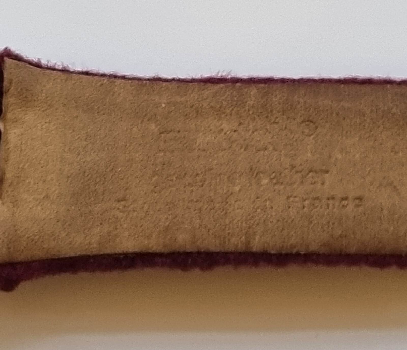 Vintage Swatch Saint Velours 33mm Quartz Purple Velvet Strap Watch GK203 (1995)