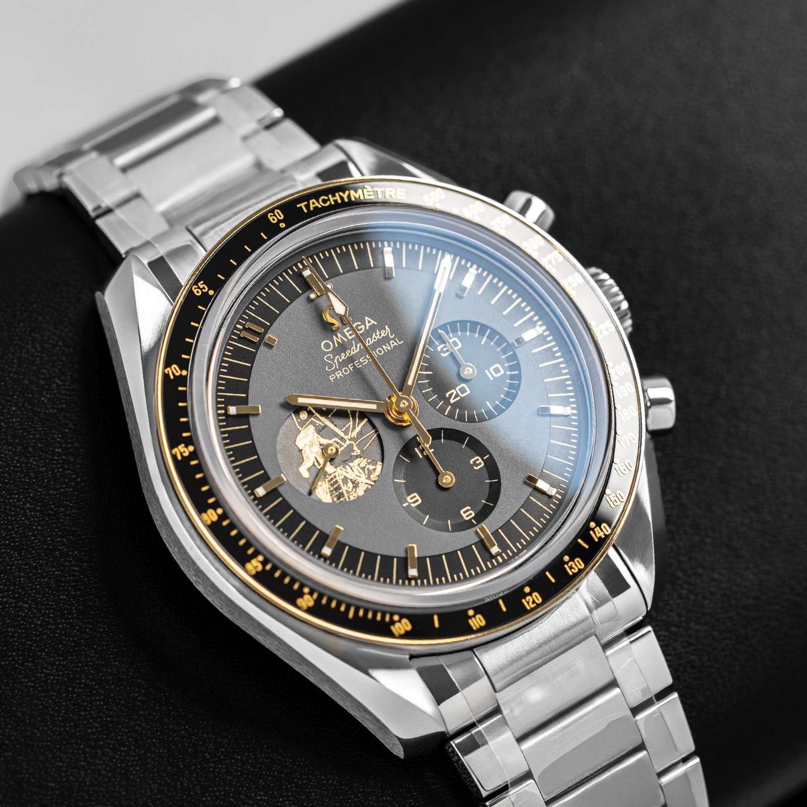 OMEGA Speedmaster Anniversary Series 310.20.42.50.01.001 Apollo 11 50th