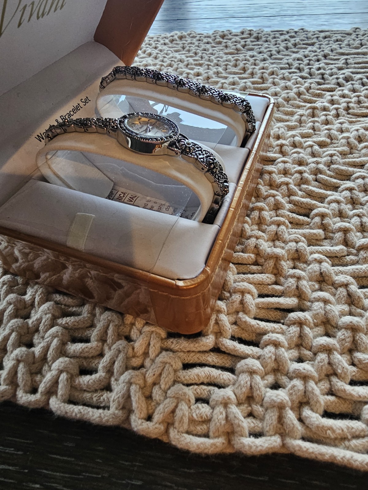 Vivani Women’s Quartz Silver Tone Watch and Bracelet Set New In Box