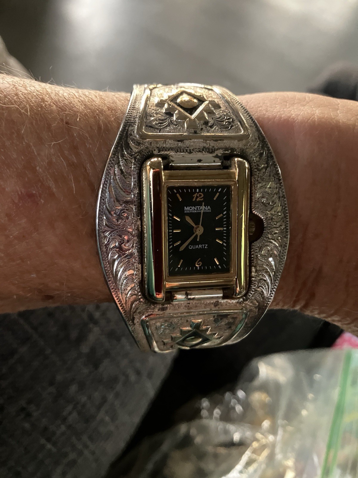 Montana Women’s Quartz Analog Western Silver Bangle Cuff Watch Black Dial