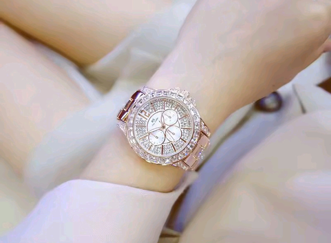 Beautiful Full Iced Zircon Luxury Watch for Women Bling Bling