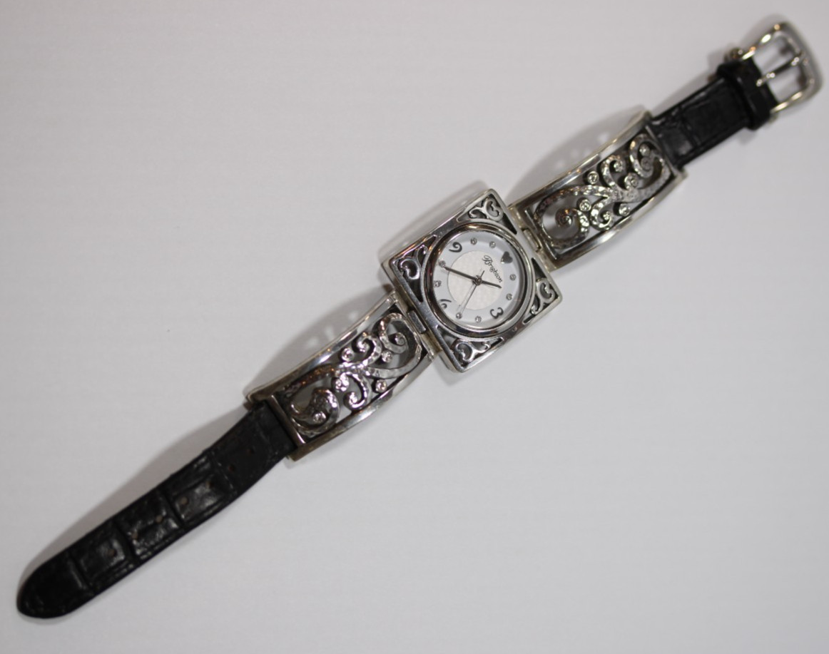 PRETTY BRIGHTON «IRVINE» SHINY SILVER PLATED QUARTZ WATCH MOP CRYSTAL WORKS