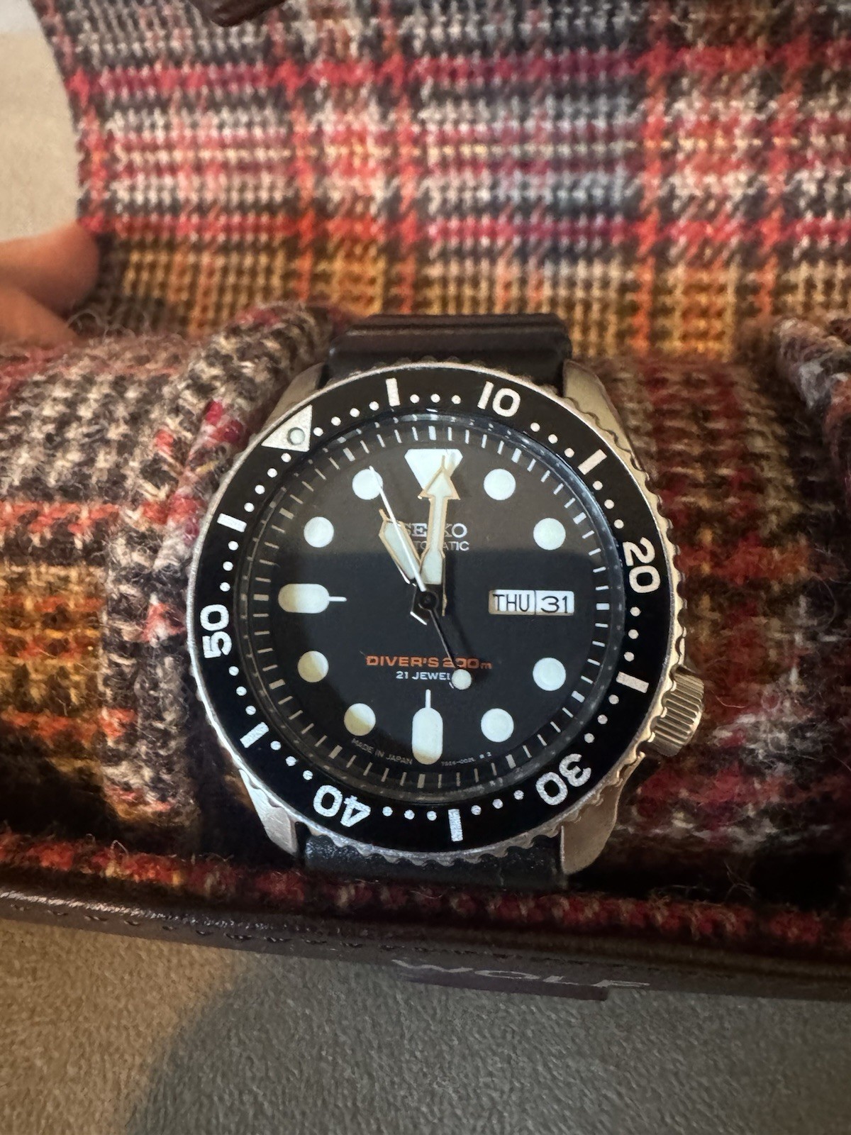 Seiko Prospex Men’s Black Watch – SKX007J1