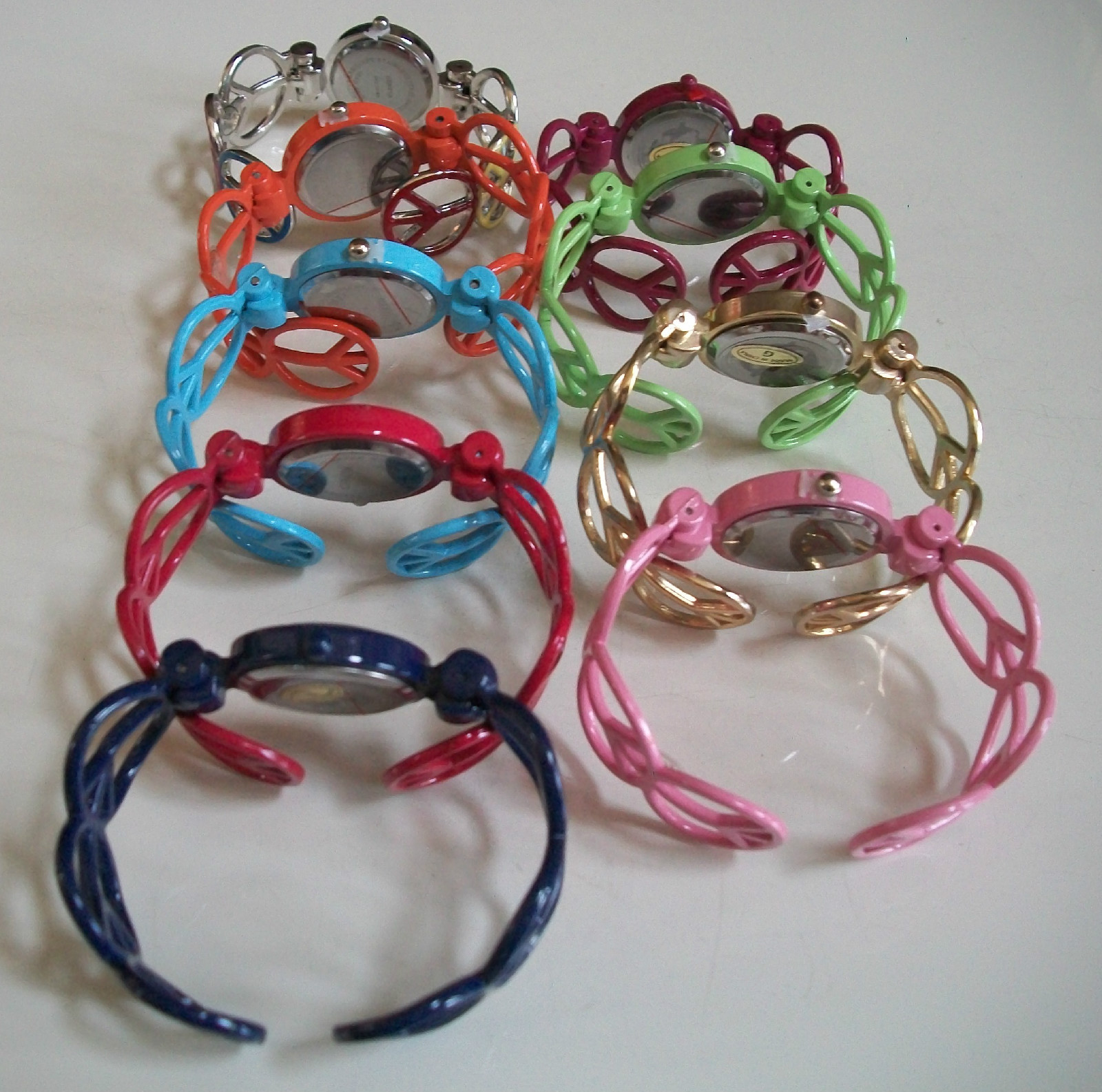 WOMEN’S PEACE SIGN COLORFUL BANGLE CUFF FASHION CASUAL WEAR WATCH