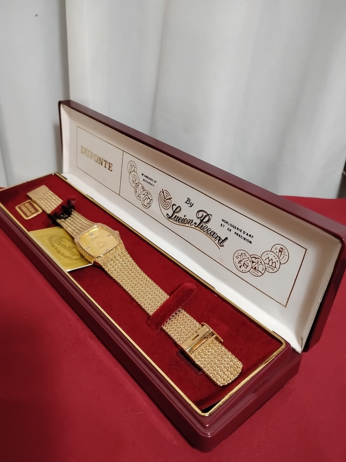 NOS Mens Dufonte Lucien Piccard Quartz, 5 Diamond Watch Ref VX515 New Batt Runni