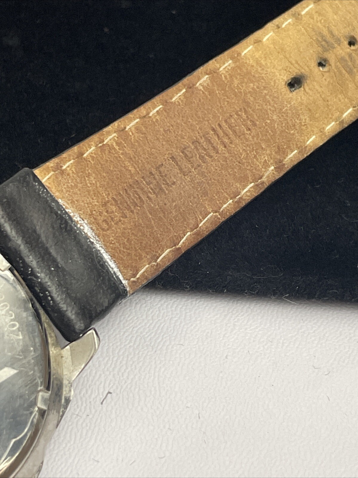 Dkny Womens Silver Dial Watch Ny1097 Leather Band Quartz 5ATM 50M Calendar Rare