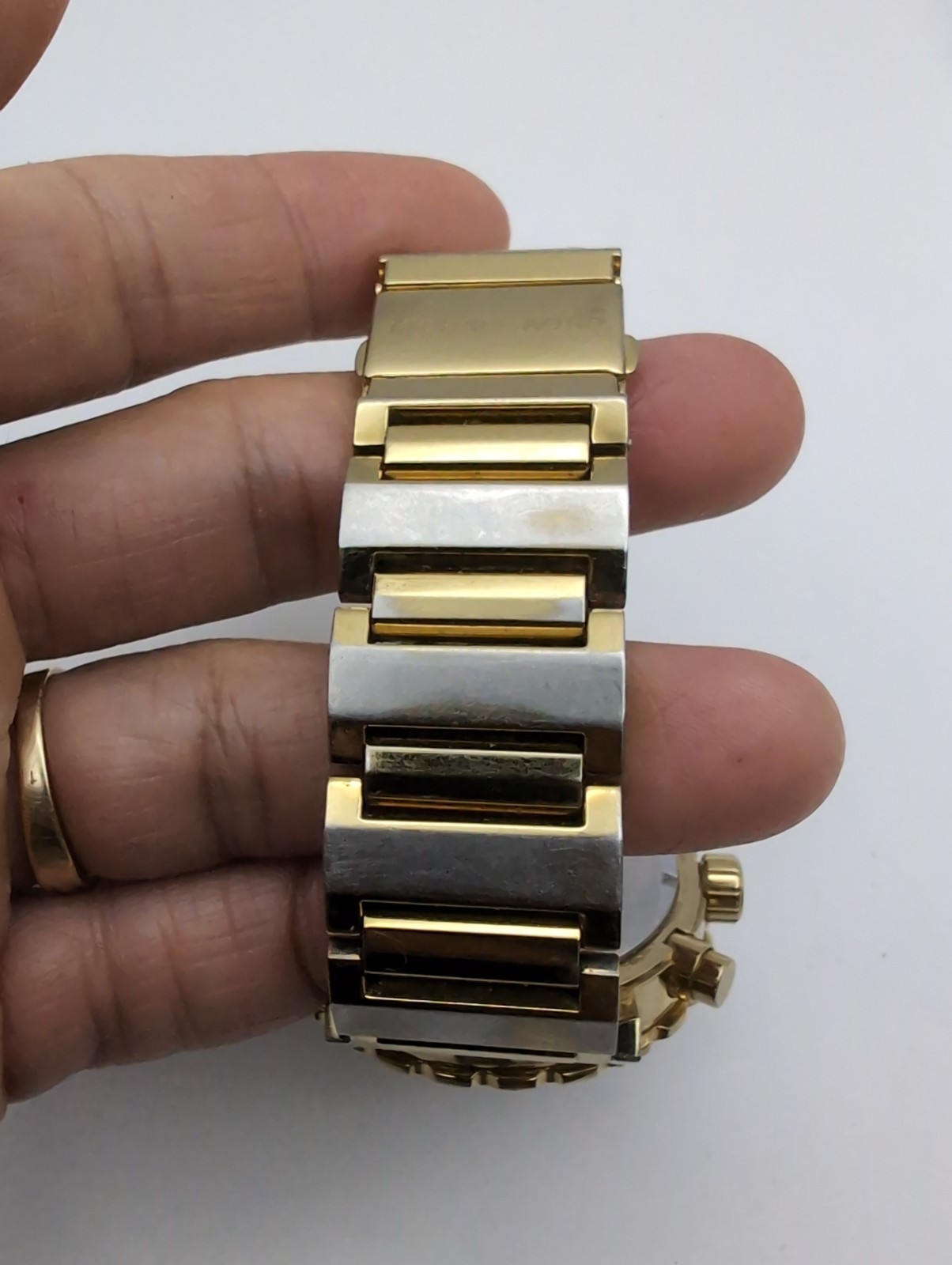Michael Kors MK-5789 Mop Dial Chronograph Date Quartz Gold Bracelet new battery