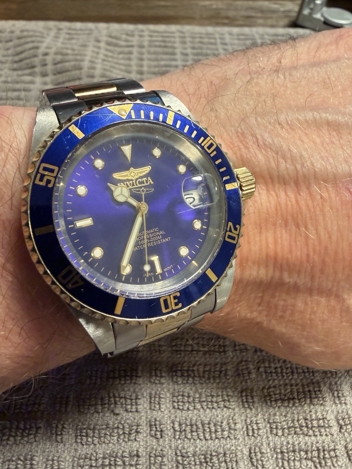 Invicta Men’s Pro Diver Automatic Watch (8928OB)