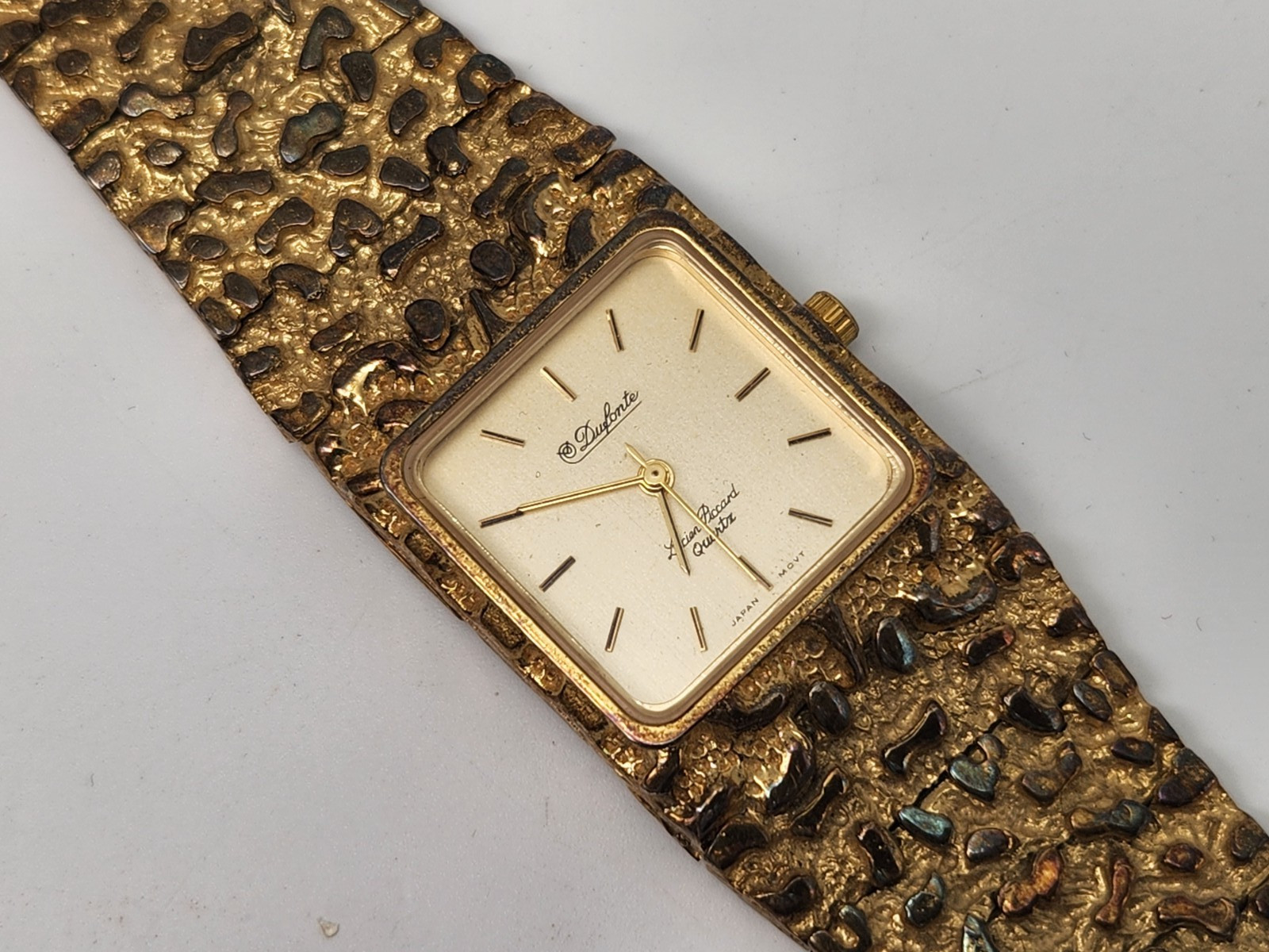 Dufonte Lucien Piccard Watch Womens Nugget Watch Gold Tone 26mm Case Classic