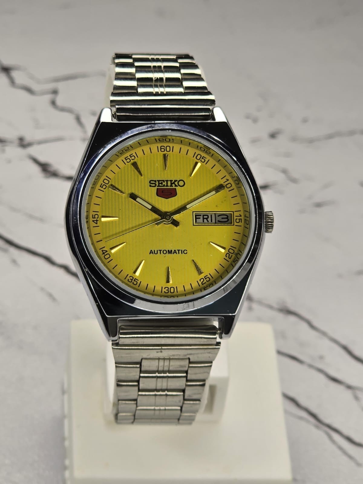 Vintage Automatic Seiko Refurbished Yellow Dial Day / Date Men’s Wrist Watch SS