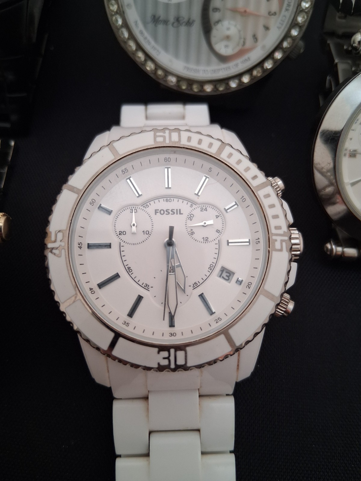 watch lots preowned. Not Working. A Variety Of Watches. All As Is!