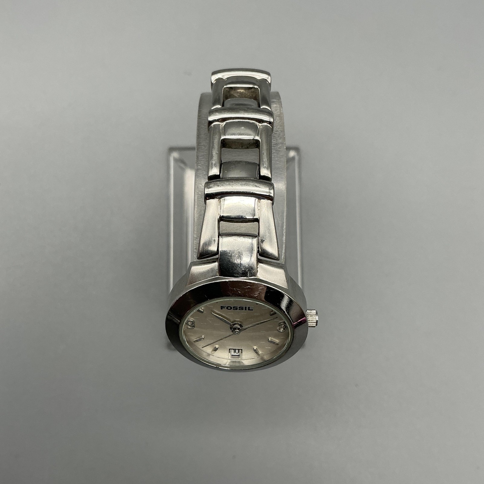 Fossil F2 Womens Watch 23mm Silver Dial Stainless Date ES-1006 New Battery 6″