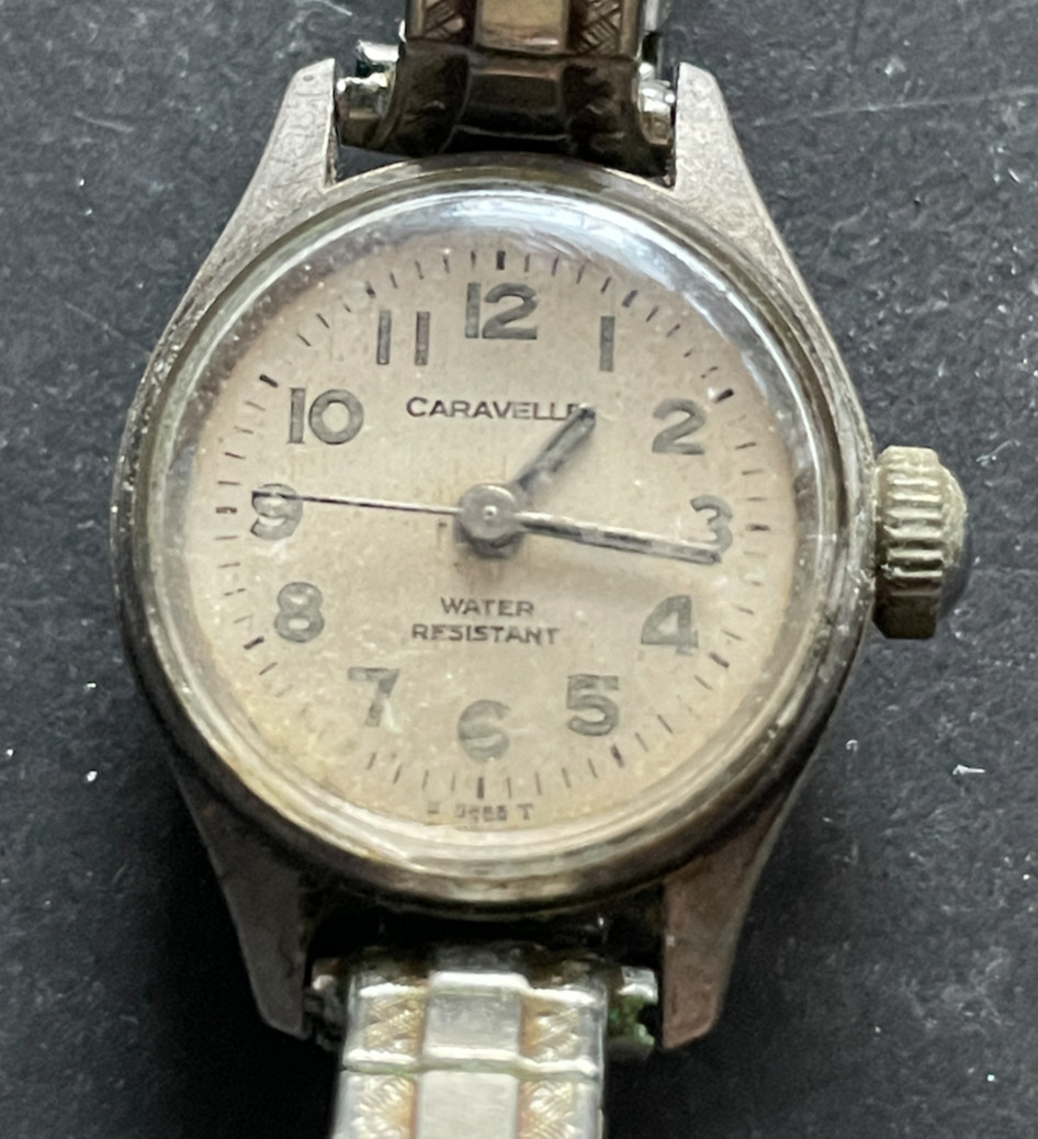 Vintage Caravelle Women’s Watch Running Ticks Silver Case 20.3mm Swiss