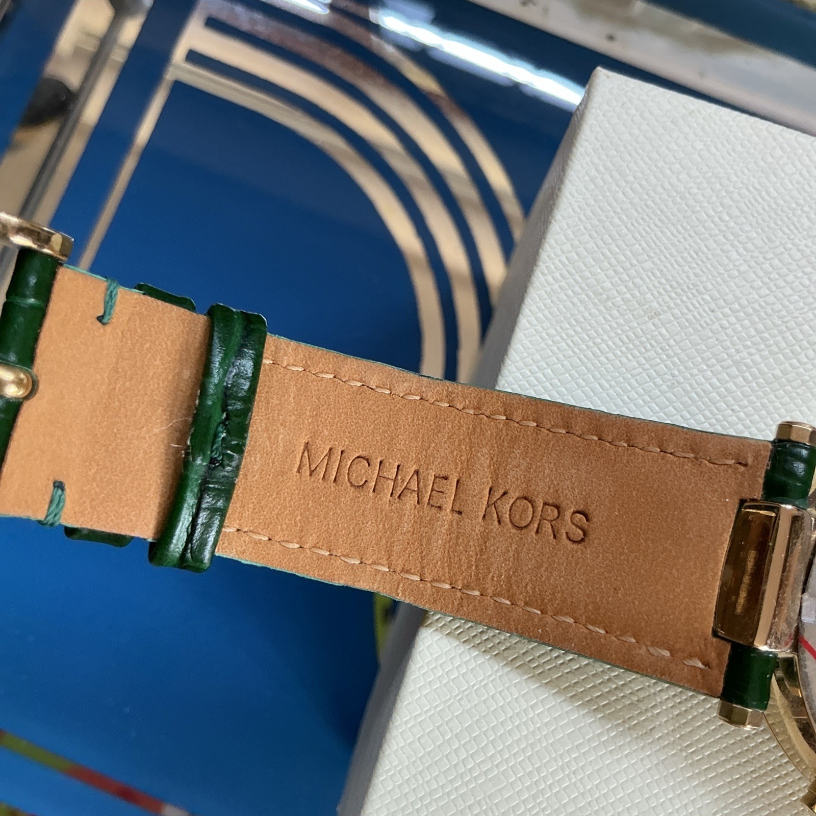 New MICHAEL KORS Parker MK6985 Chrono Green Dial Leather Strap Womens Watch 39mm