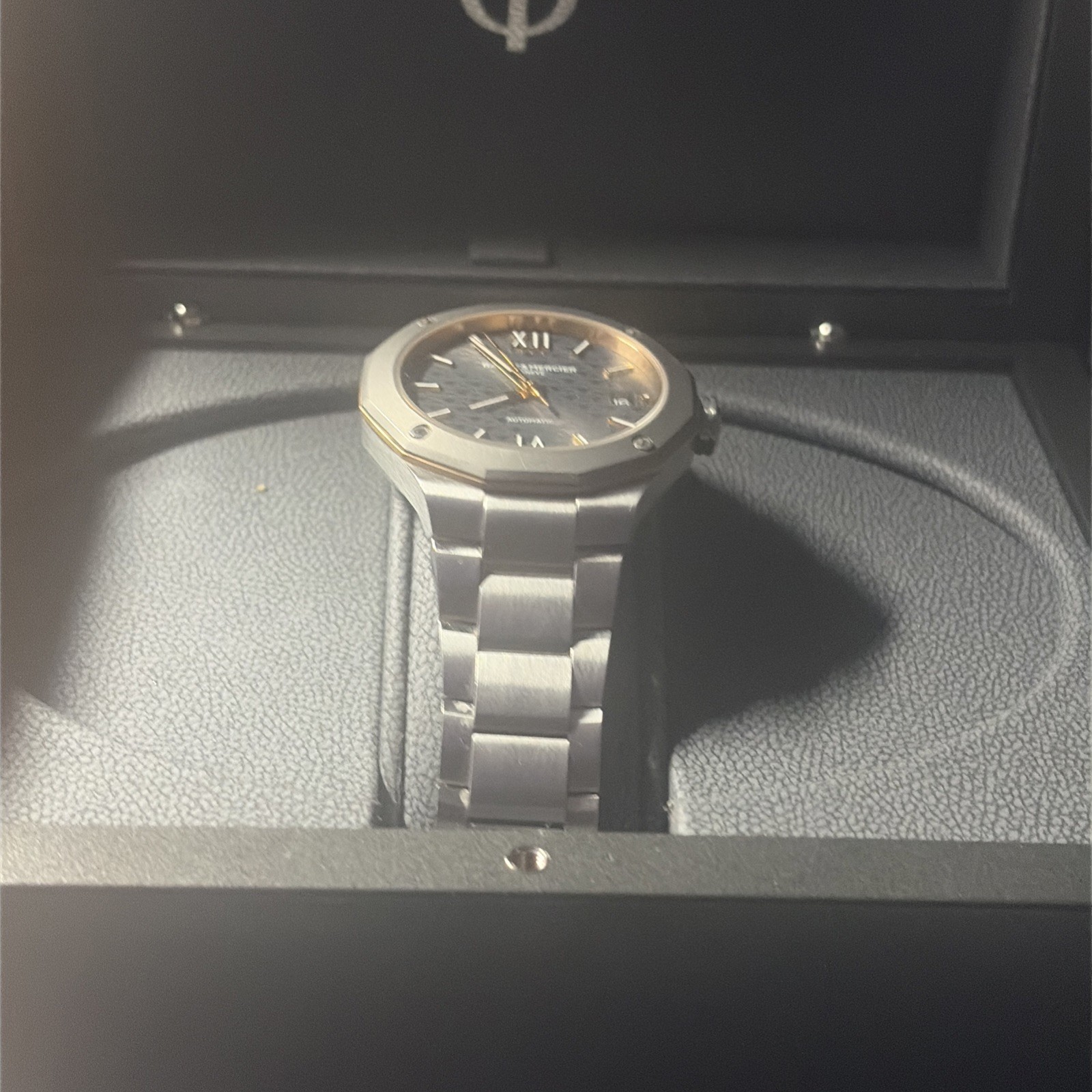 Baumer & Mercier Watch 36mm Riviera Automatic. All Links And Box