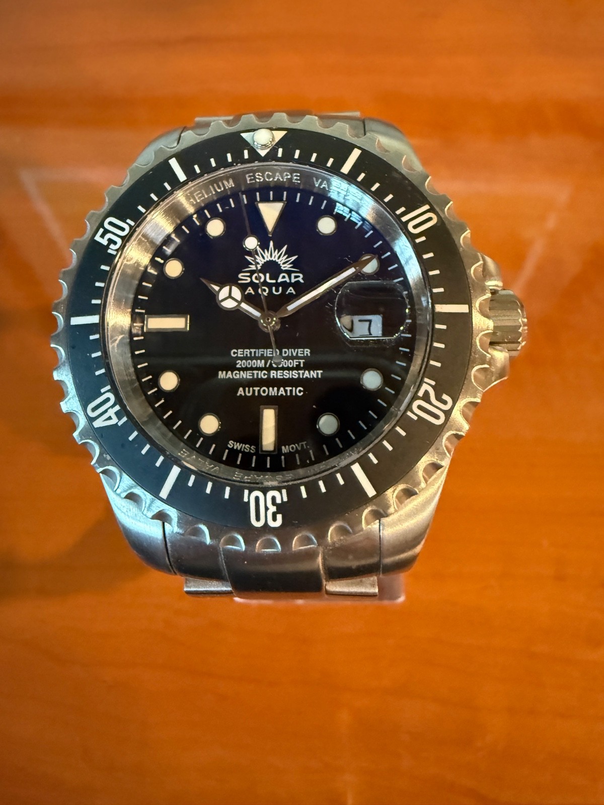 Solar Aqua Certified Diver Deep Bay 2000 M Dive Watch