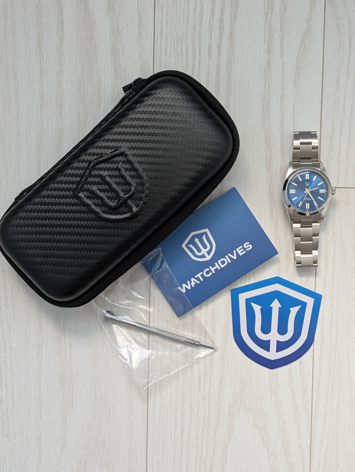 Watchdives WD1016B 37mm Pioneer VH31 Men’s Watch Sunburst Blue Sapphire Crystal
