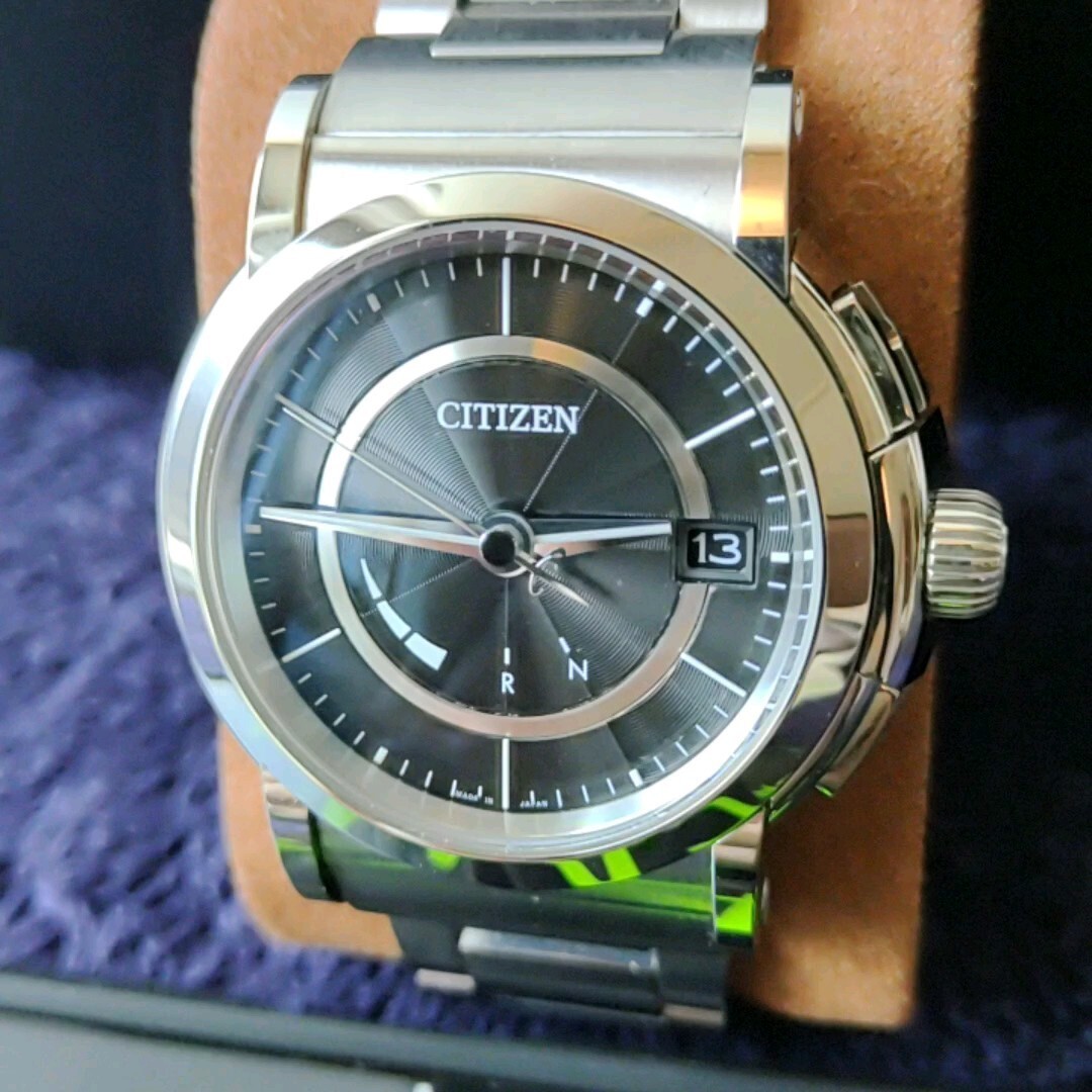 Citizen Series 8 CNG72-0011 Cal.H11A Date Eco Drive Solar Mens Watch