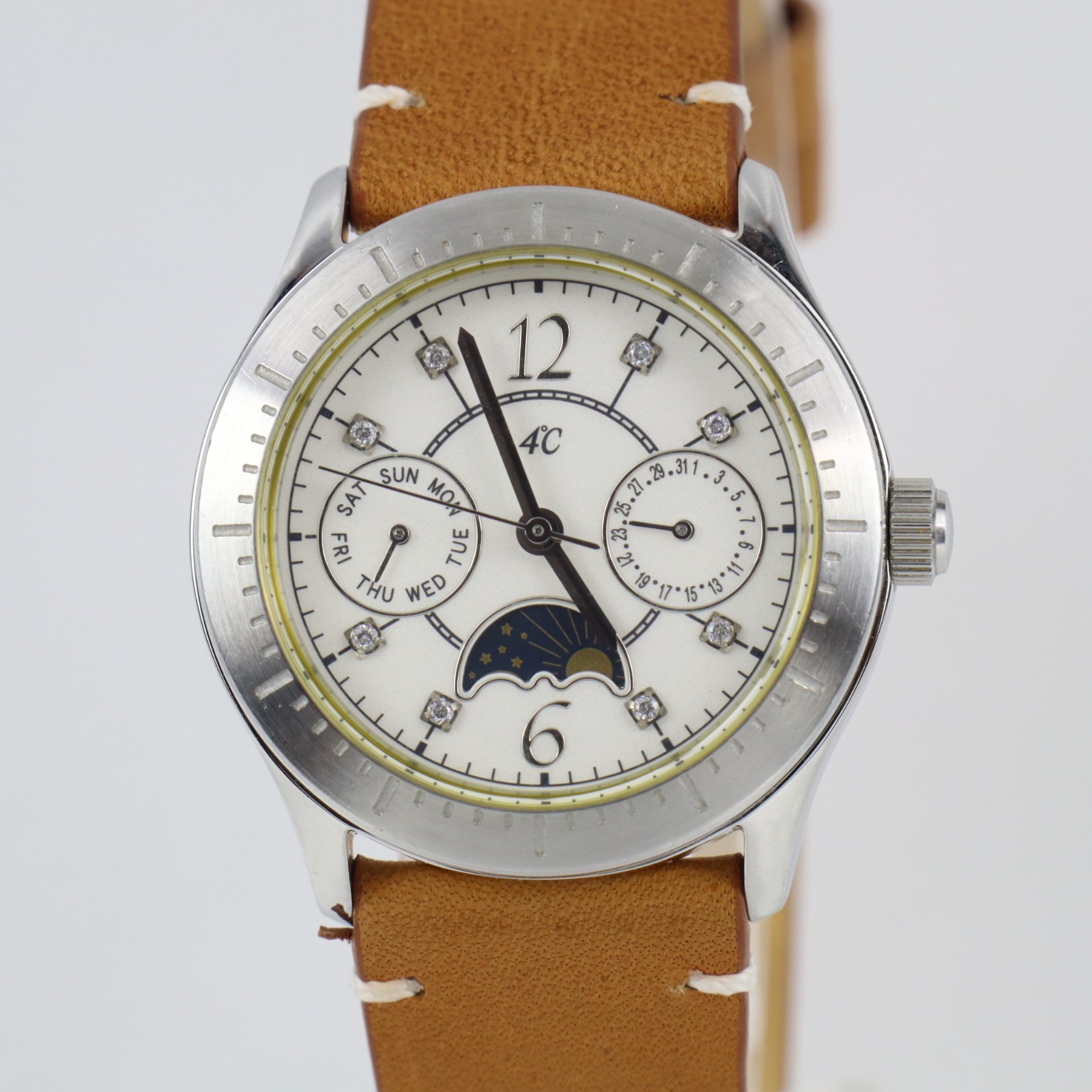 4℃ Moon Phase Watch 32mm White Dial with Rhinestone Accents Made in Japan