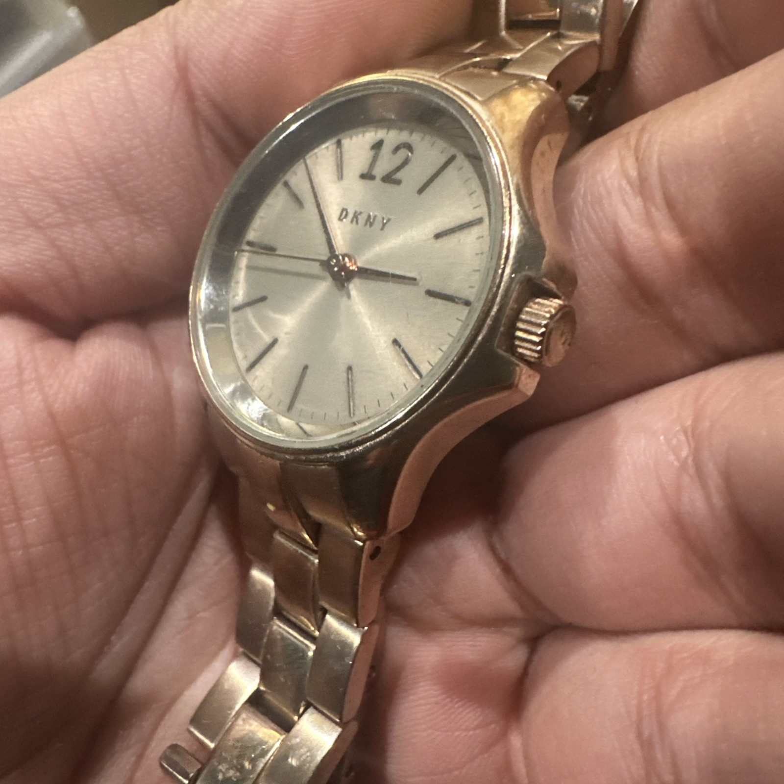Working DKNY Women’s Eldridge Grey Dial Rose Gold-tone Ladies Watch 32mm Fit 8in