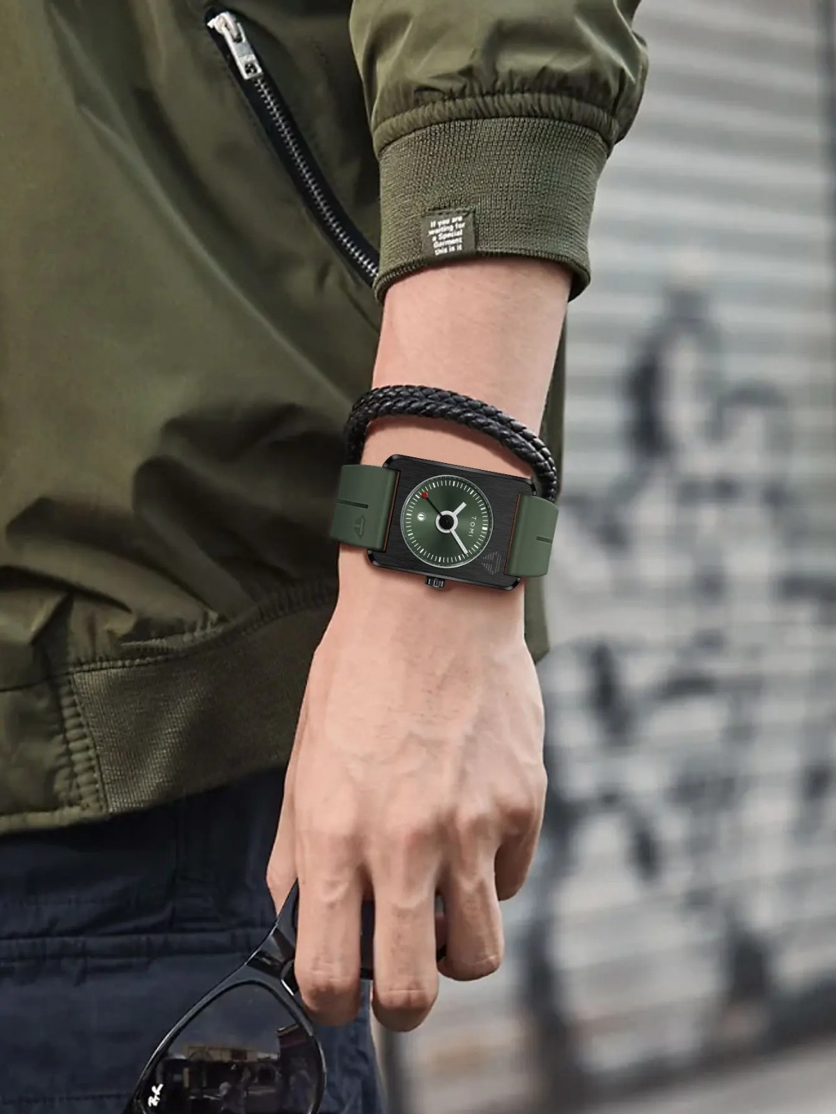 TOMI Minimalist Rectangle Quartz Watch Unisex Silicone Strap Magnetic Clasp 42mm