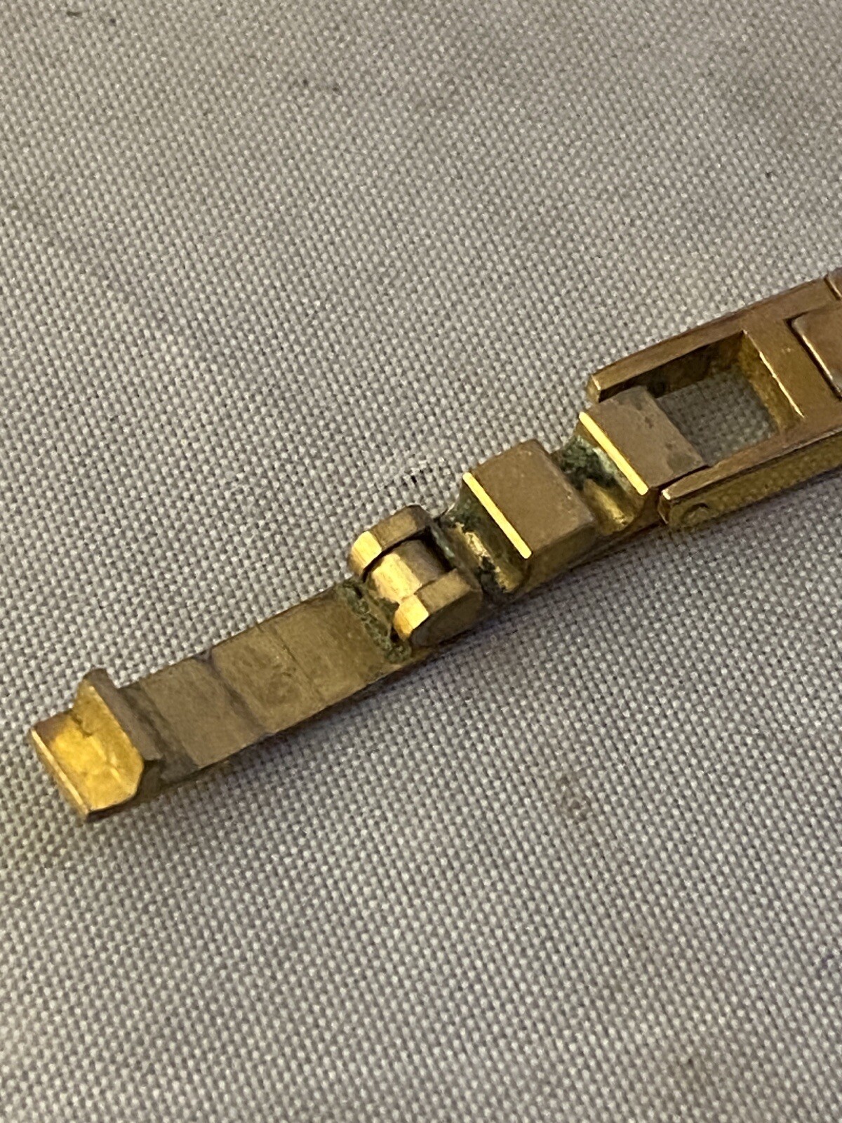 VTG Riviera Ladies Watch 17 Jewels Swiss Made Gold Tone