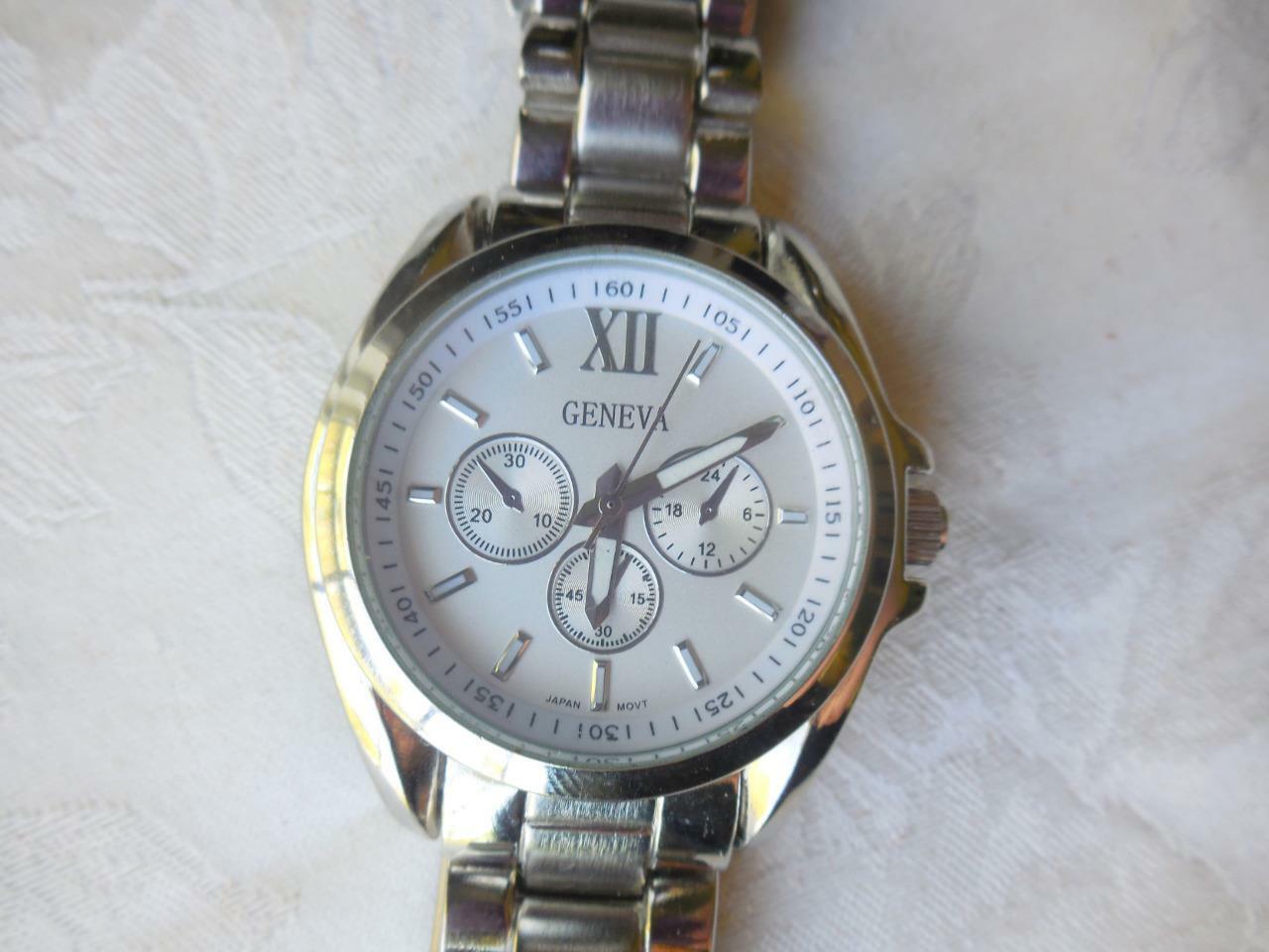 Geneva Mens Watch NEW W/packaging Silver with Roman numeral Japan Movmt 7262