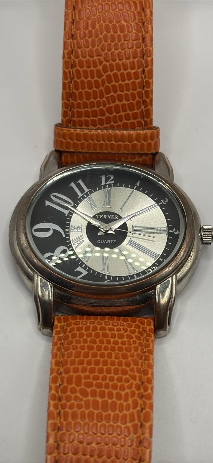 Turner Quartz Watch 052009-2 w/ Hadley Roma Orange Leather Strap 20mm – Untested