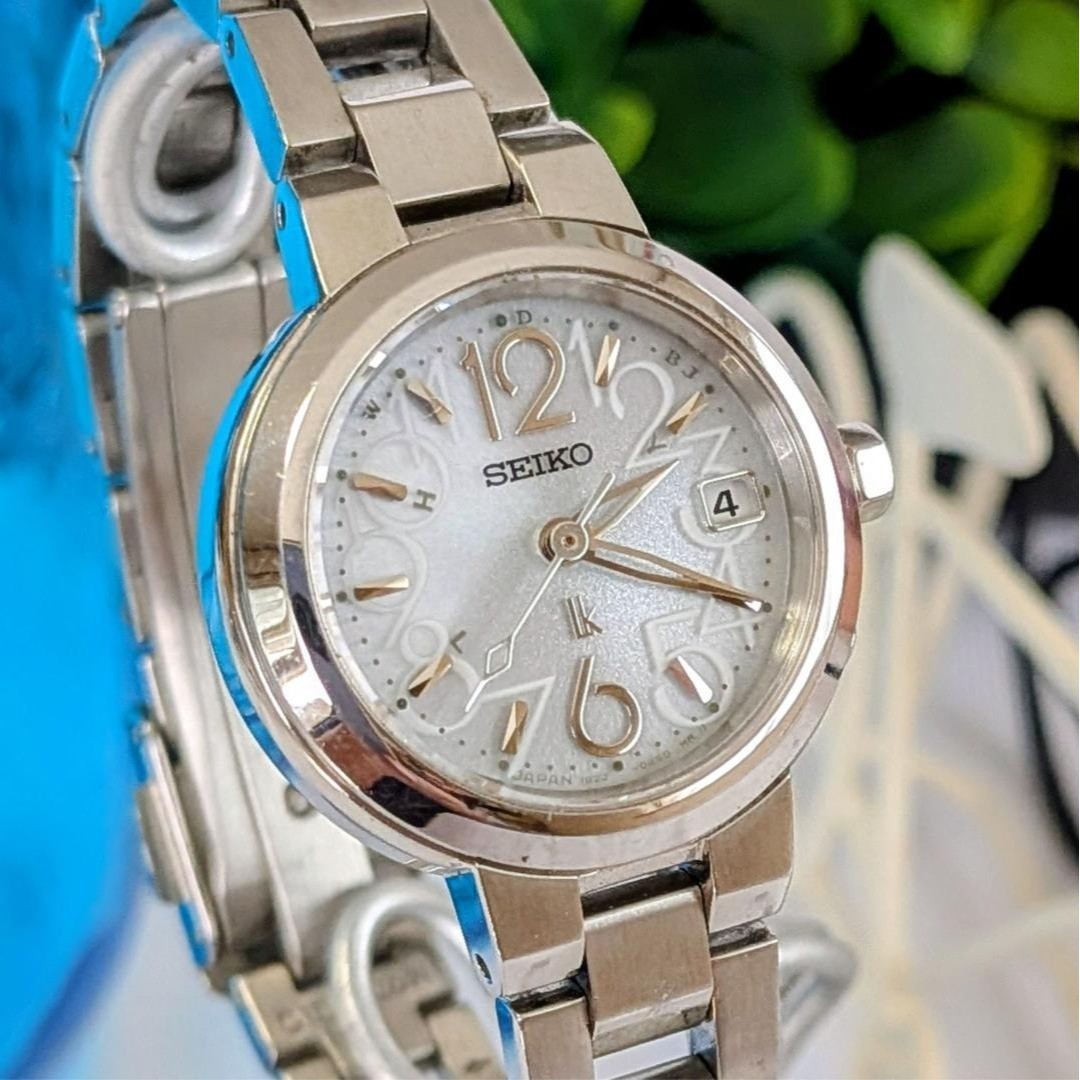 Beautiful Condition SEIKO Ladies’ Wristwatch LUKIA Lk All Silver Cute