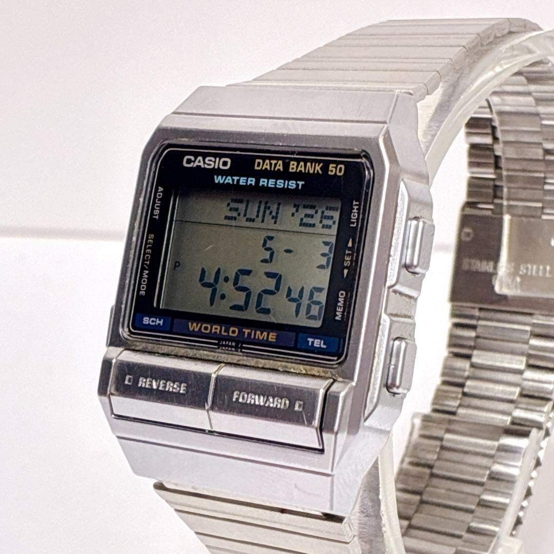 Rare Casio Data Bank DB-520 Vintage Wristwatch Water Resistant