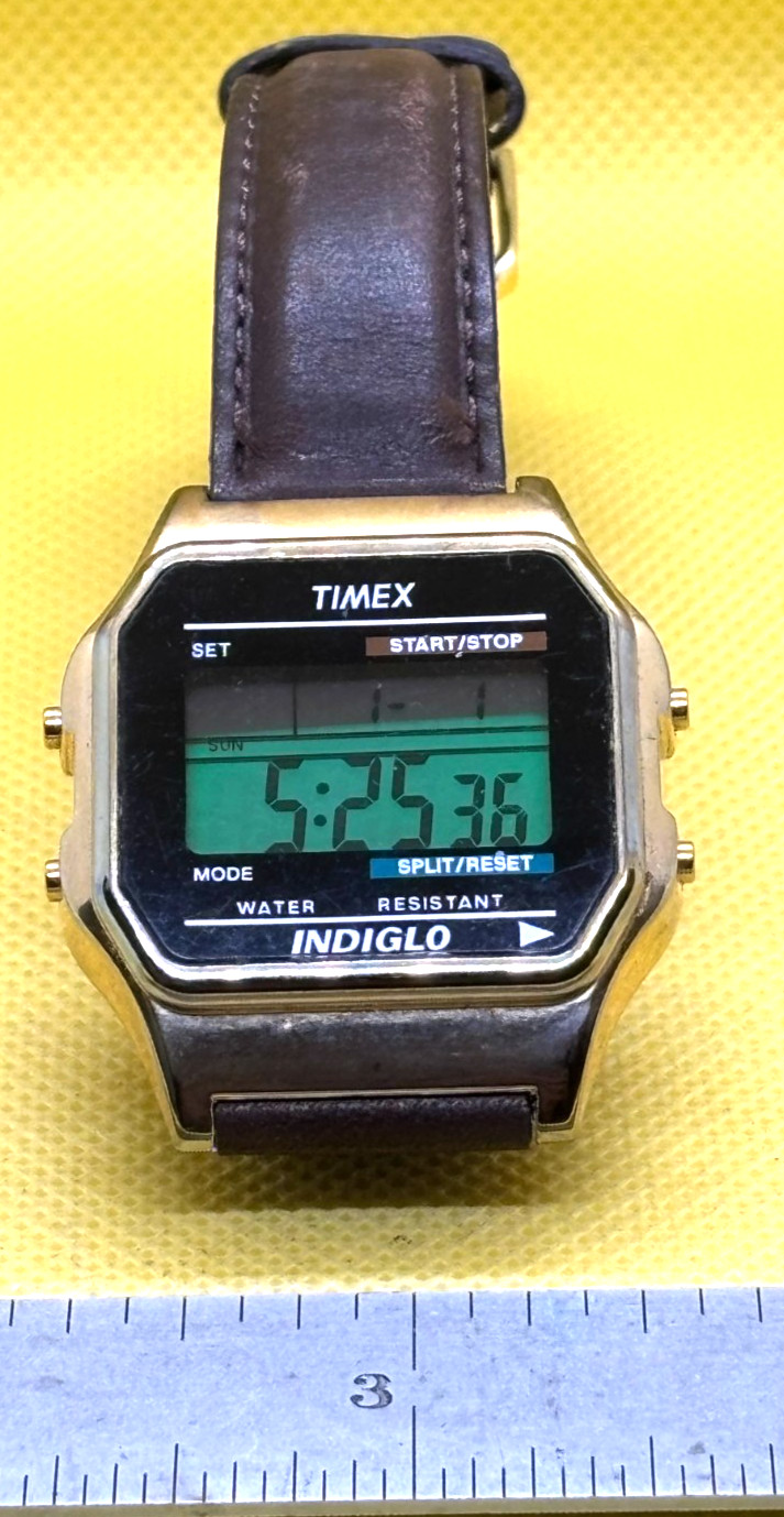 Timex Gold Tone T80 37mm Digital Quartz Indiglo Watch on Leather Band+ Free Ship
