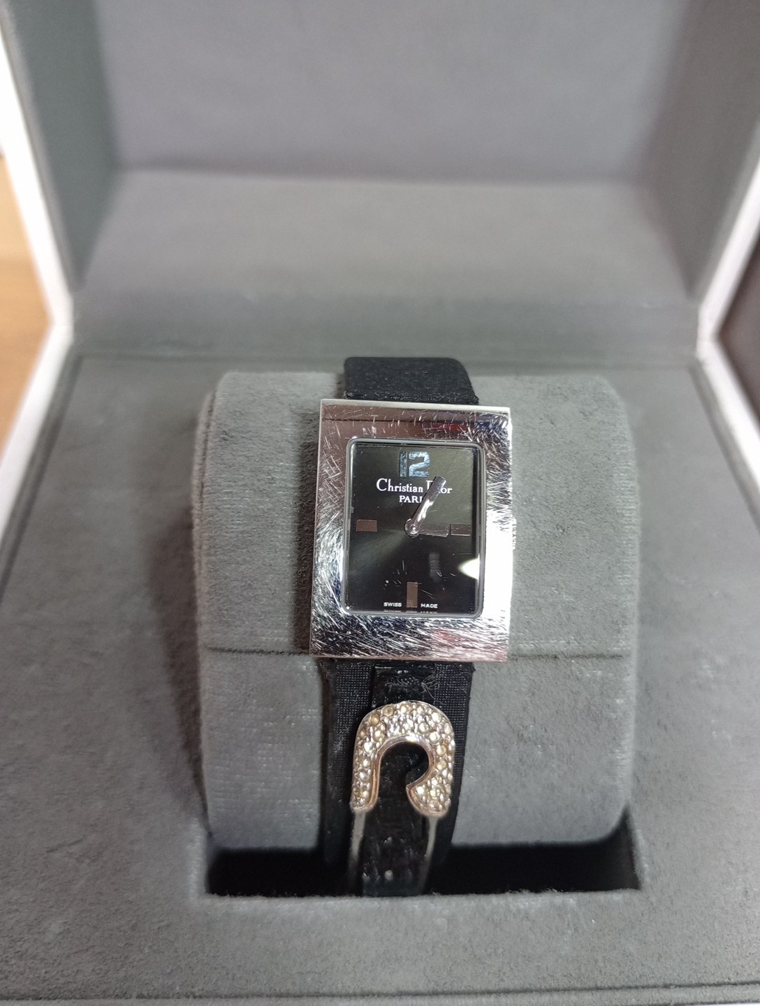 Christian Dior Watch 19mm Malice D78-109 Watch Orig Box Booklet Read Description