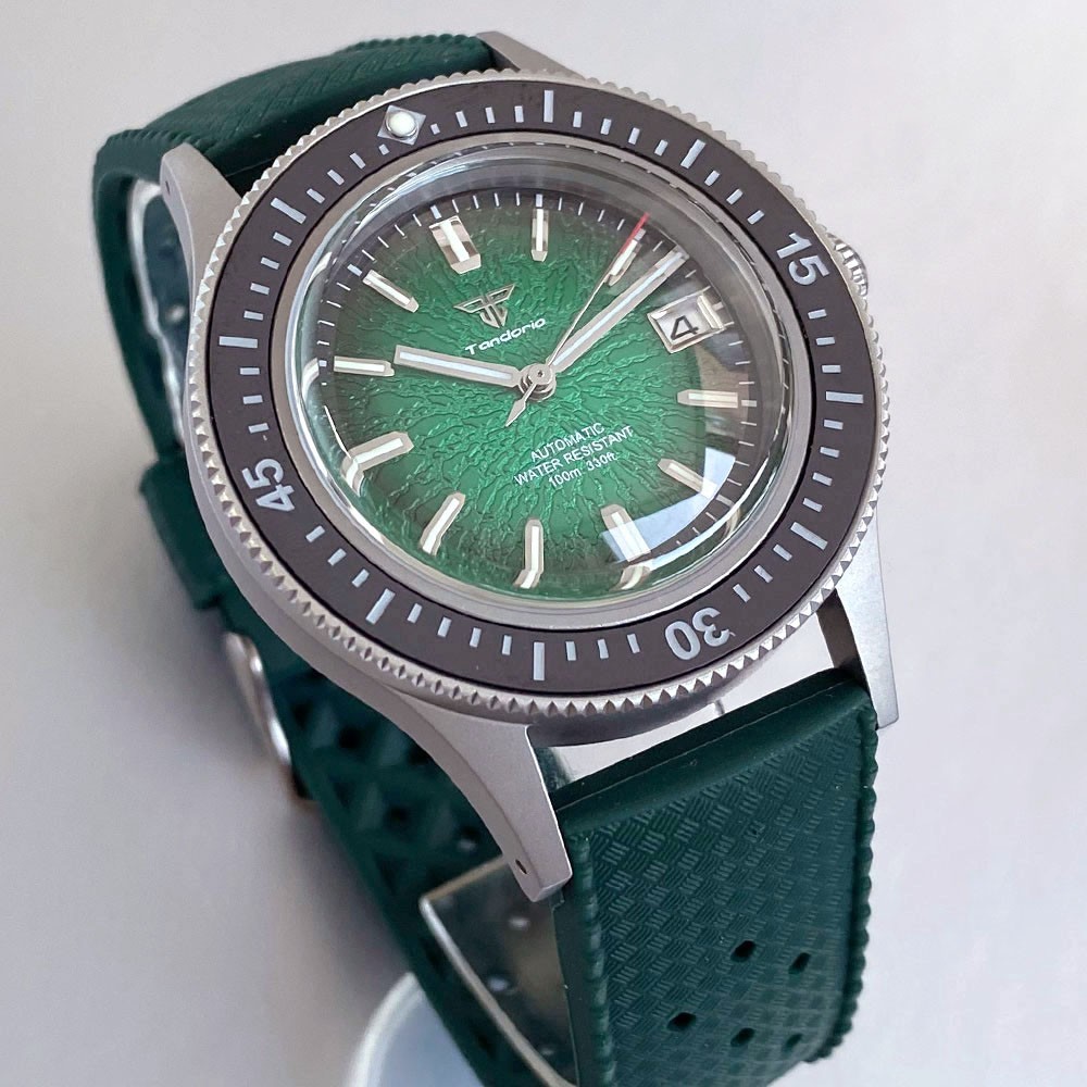Tandorio Vintage Mechanical Diver Watch Men NH35A Domed Sapphire 200M Waterproof