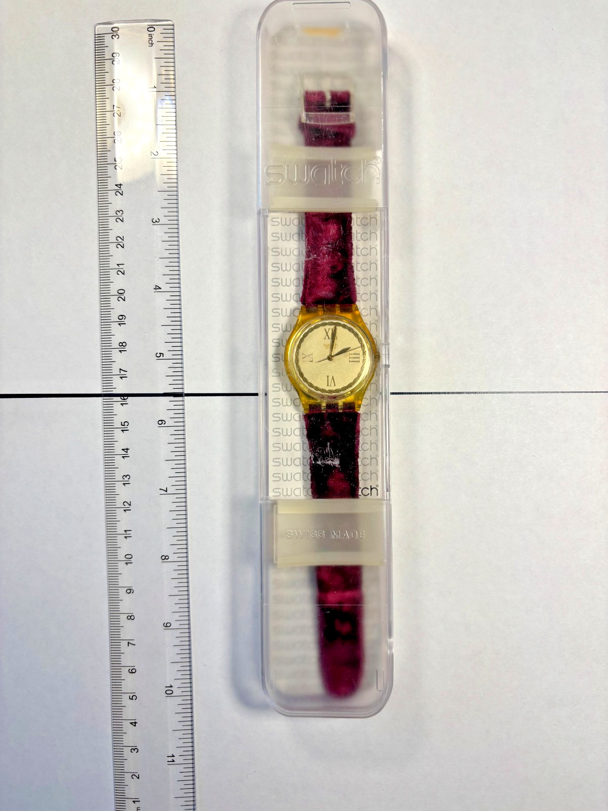 Vintage 1995 Swatch Watch SAINT VELOURS GK203 Gold Dial Purple Velvet Strap CASE
