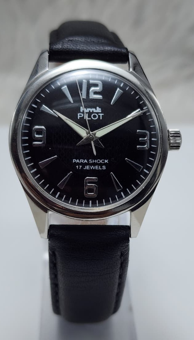 Working Hand winding HMT Pilot Black Dial 17 Jewels Back Wrist Watch