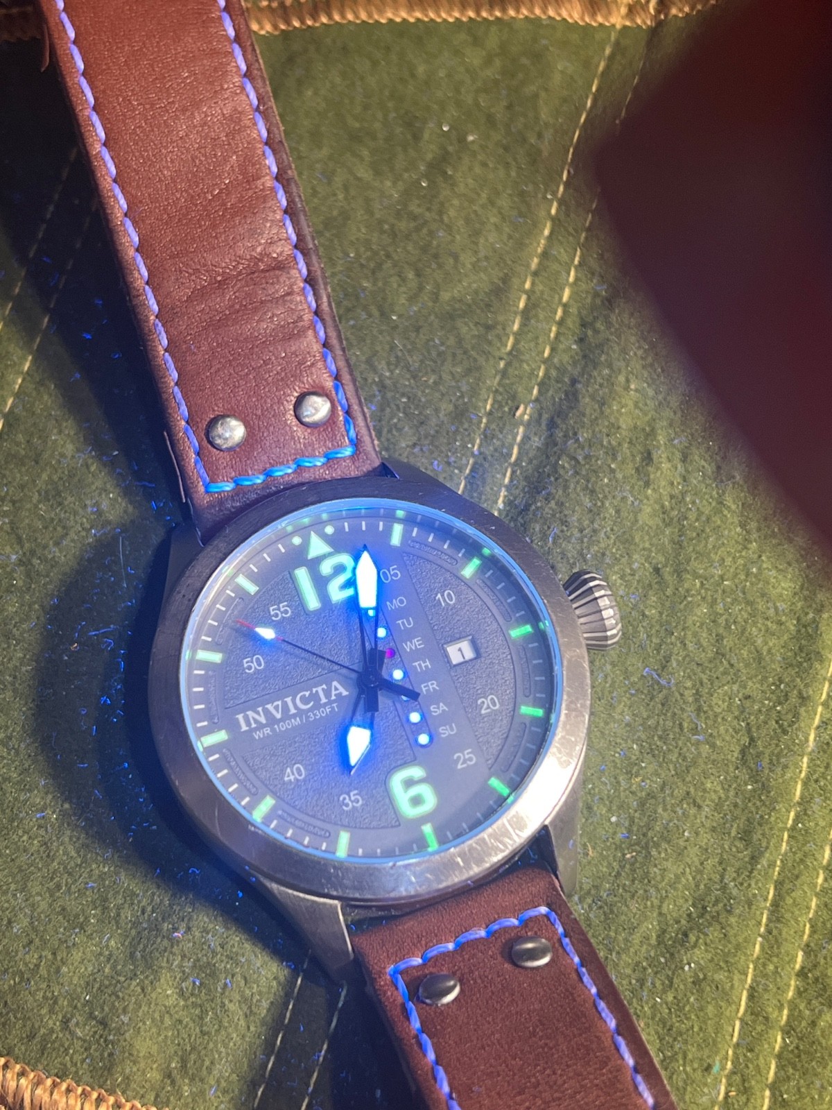 I FORCE Invicta 22182 Men Watch gray Face W/ original Leather Band/Day date RUNS