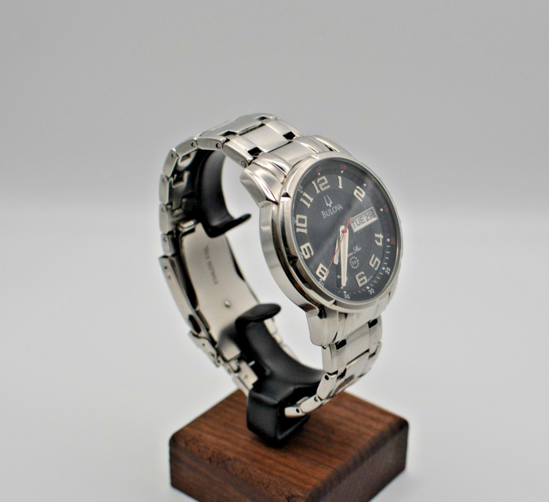 96C100 BULOVA MARINE STAR 100M BLACK DIAL MEN’S WATCH