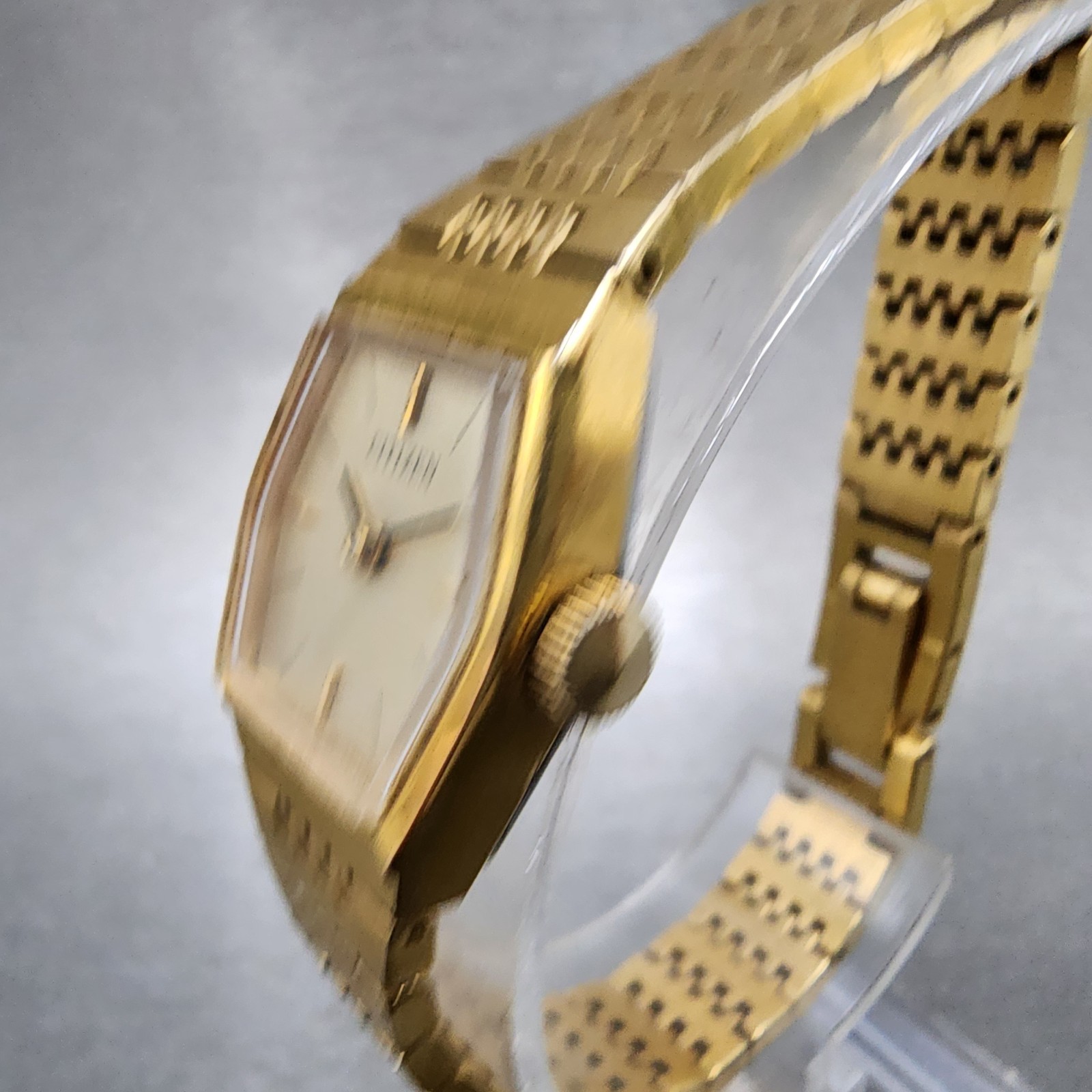Citizen Watch Women 18mm Gold Dial Gold Tone Hexagon 86-0549 Manual Runs VTG