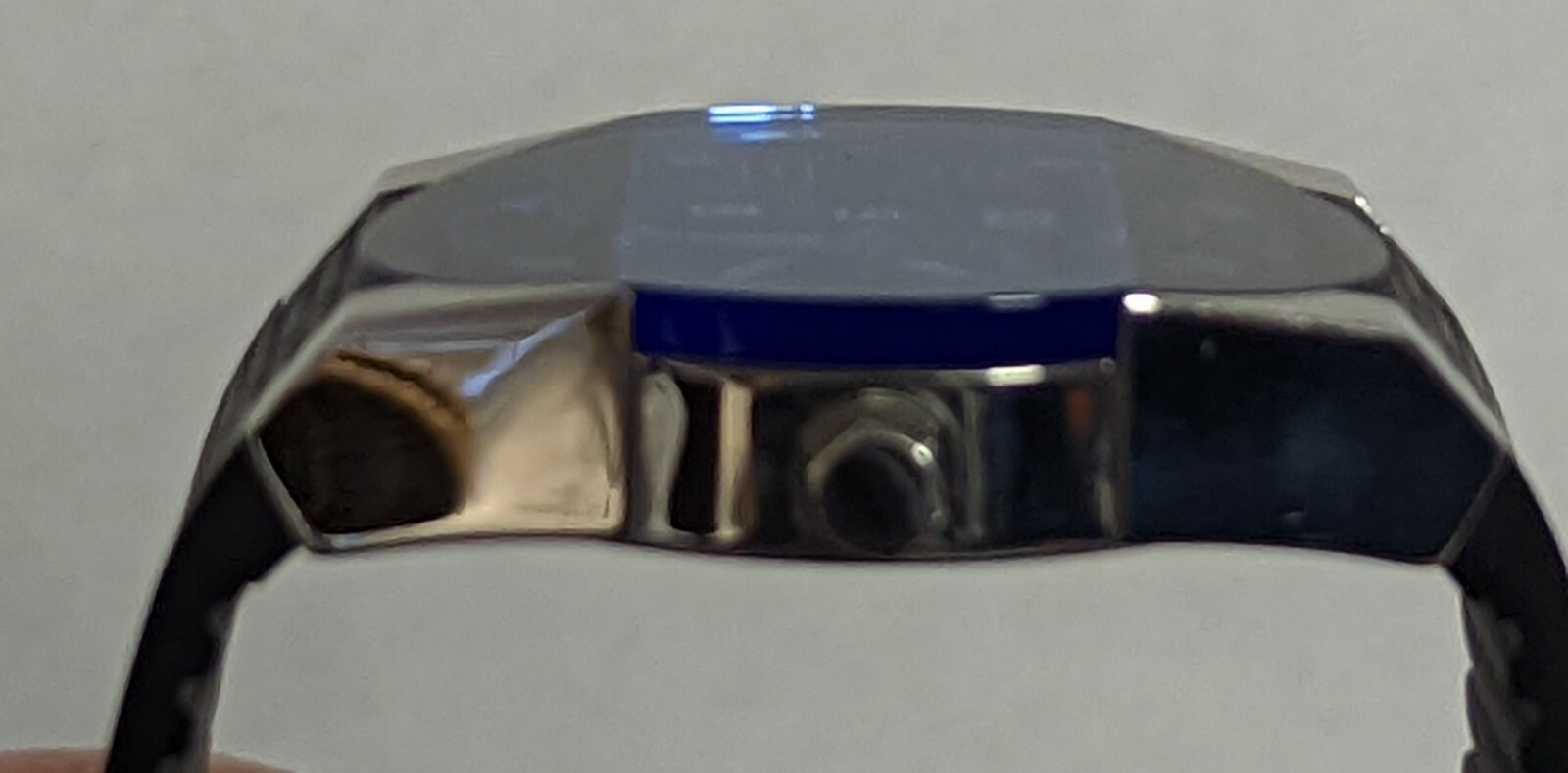 RELIC Wrist Watch 50 Meters-165 Feet Deep Blue Angular Face Black Band Men Works