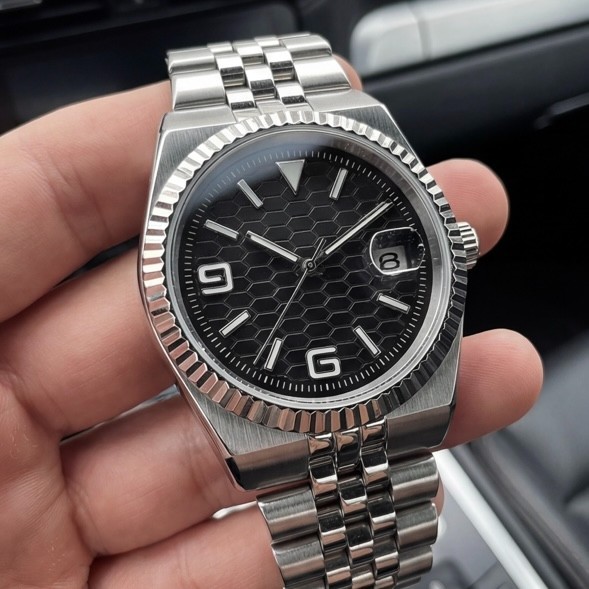 Custom 40mm Silver Black Honeycomb Dial Mod | NH35 Automatic Sapphire Luxury